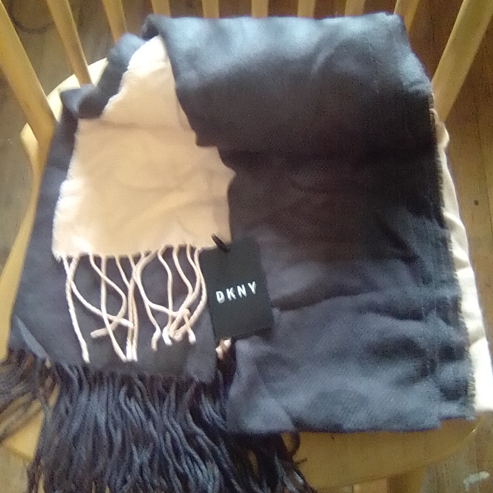 DKNY Gray and White Scarf